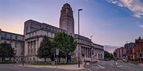 leeds university courses